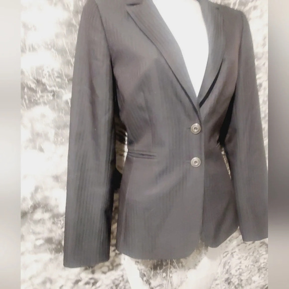 💚5/$25 TAHARI Arthur S Levine Pinstripe Black Feminine Fitted Blazer Jacket 2 - Picture 3 of 7